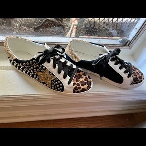 Women’s 8.5 brand la sheelah